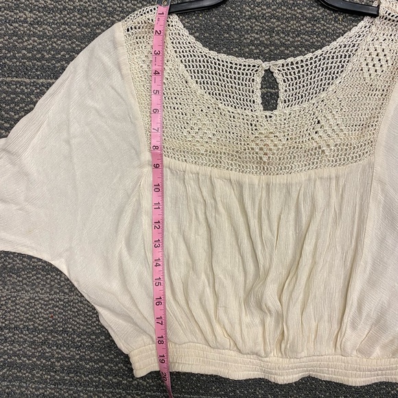 Free People Cream Crochet Detail Boho Crop Top XS - Picture 6 of 9